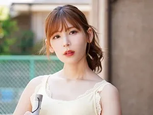 Hot japan girl play with pussy